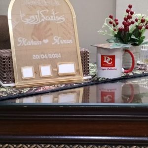 Customize Arch Design Acrylic Nikkah Thumb Board